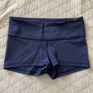 Lululemon Boogie Shorts Size 6